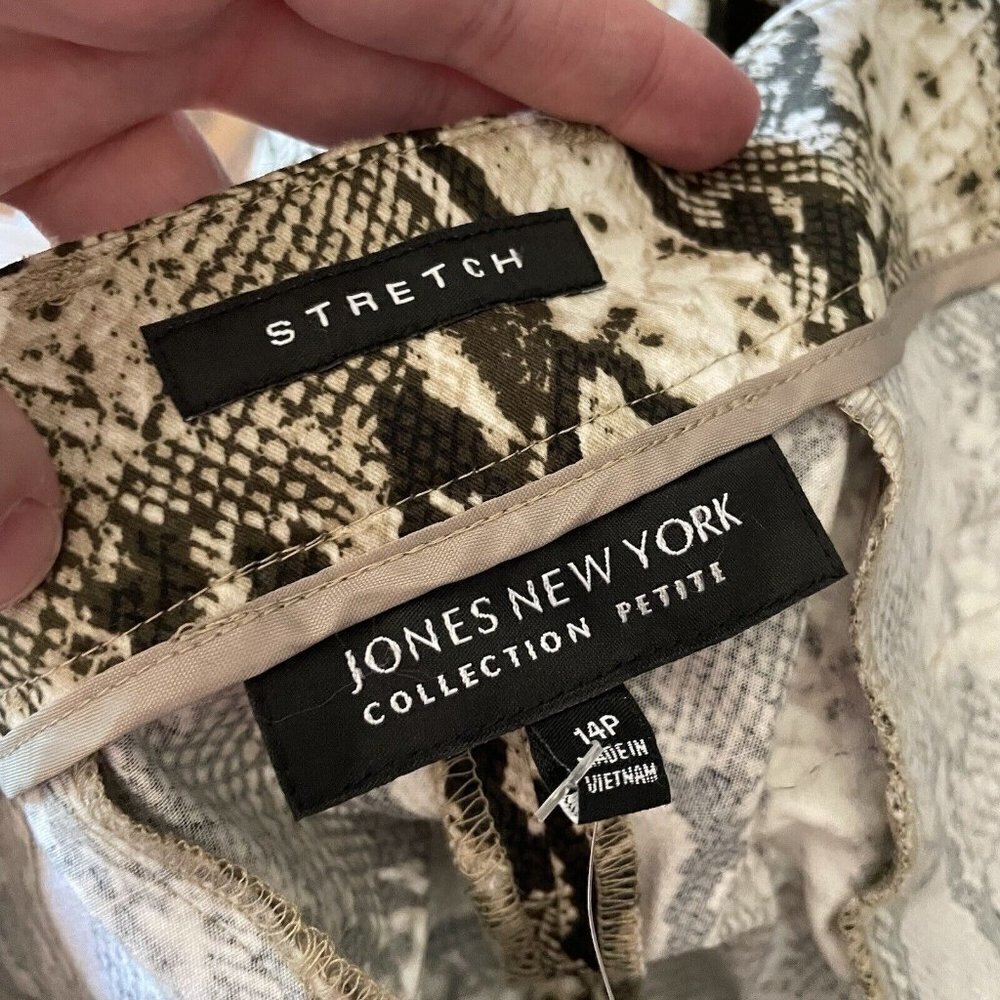 Jones New York 14P Gold Black White Snakeskin Print Stretch Grace Ankle Pant - Picture 8 of 12